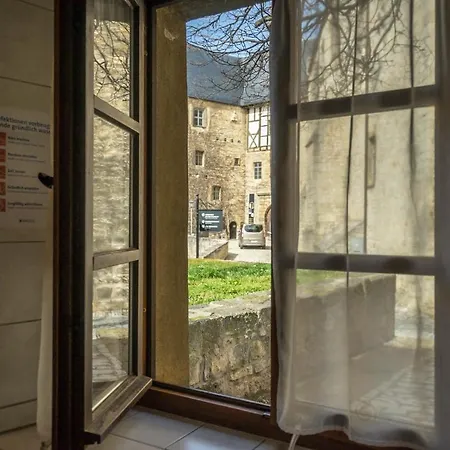 Jaegerhaus Auf Schloss Neuenburg Freyburg