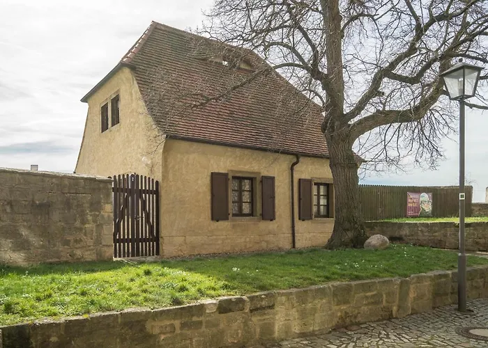 Appartement Jaegerhaus Auf Schloss Neuenburg *